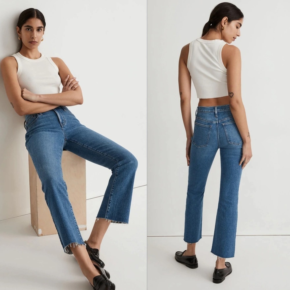 Madewell Mid Rise Kick Out Jeans Blue Wash Distressed Raw Hem Size 28 / 6 NEW!